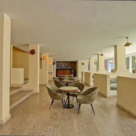 Hotel Ammos Neptun Otel 3*